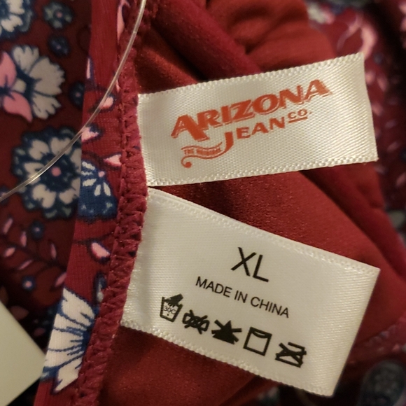 ARIZONA Paisley Flounce swim top - Wine - Picture 9 of 10